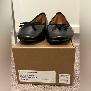 Madewell ballet flats in leather